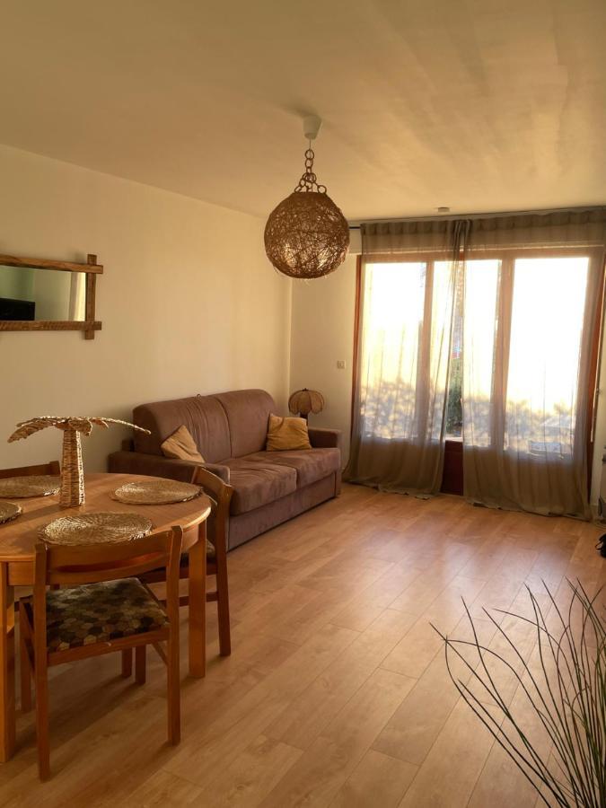 "Les Palmiers" Studio Spacieux Vue Mer Terrasse & Parking Saint-Cyr-sur-Mer Exteriör bild
